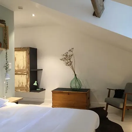 Source Du Suary Holiday home *
